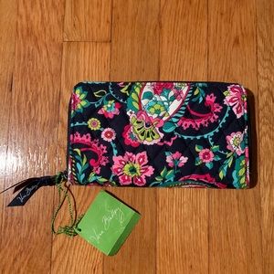 Vera Bradley Accordion Wallet - Petal Paisley